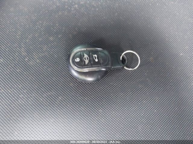 WMWXU1C5XG2D11692 Mini COOPER HARDTOP 4 DOOR