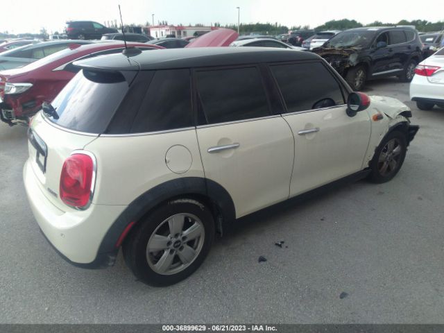 WMWXU1C5XG2D11692 Mini COOPER HARDTOP 4 DOOR