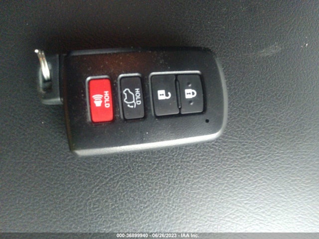 2022 Toyota Sequoia, VIN: 5TDEY5B11NS189554