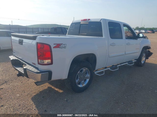 2011 GMC SIERRA 1500 SLT VIN: 3GTP2WE22BG209146