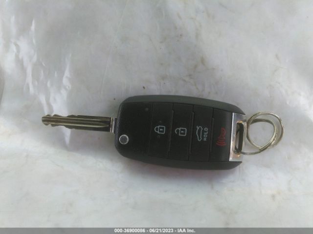 KNAFX4A88E5233973 KIA FORTE EX