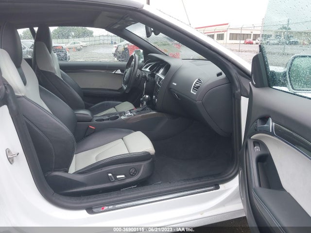 2016 Audi S5, VIN: WAUC4AFH2GN004968
