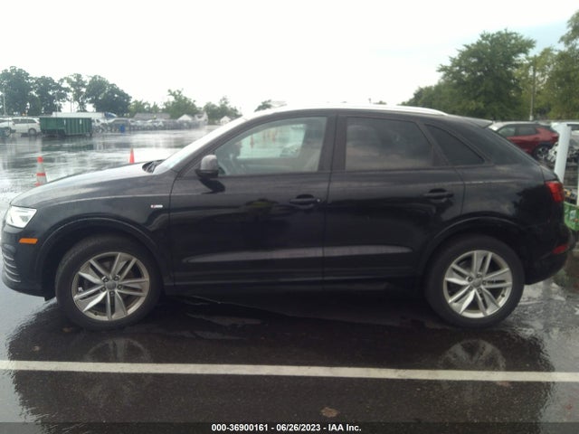 WA1ECCFS7JR013438 Audi Q3 Premium/sport Premium