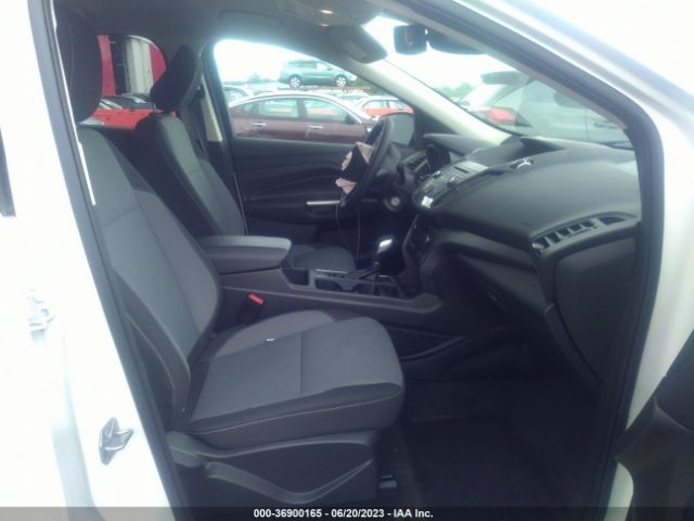 1FMCU9GD4JUC36395 Ford ESCAPE SE