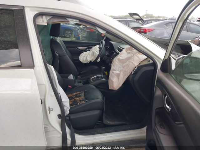 KNMAT2MT0GP737213 Nissan Rogue Sl