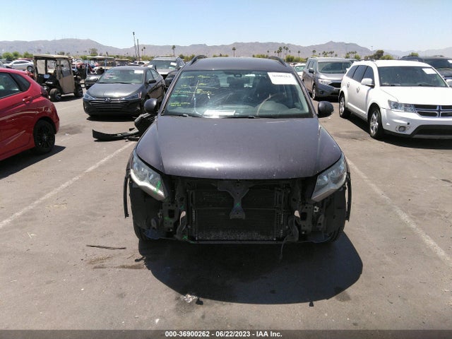 WVGAV7AX8GW546929 Volkswagen TIGUAN S