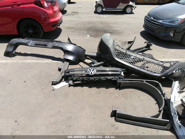 WVGAV7AX8GW546929 Volkswagen TIGUAN S