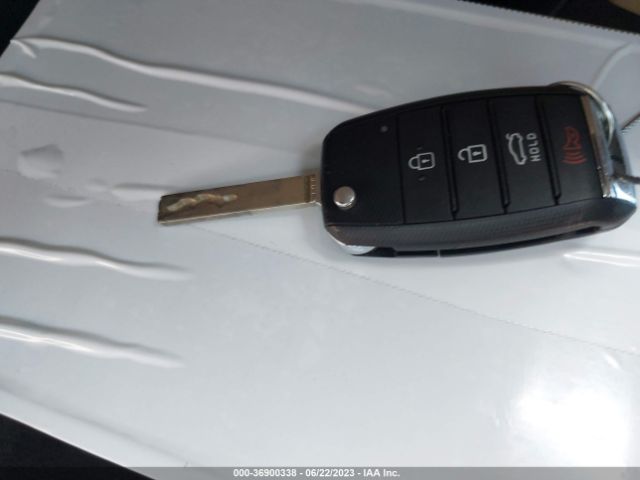5XXGT4L34HG137648 KIA Optima Lx