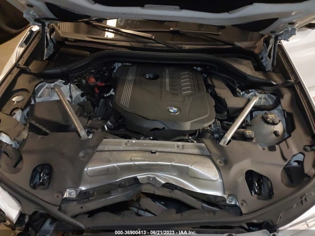2021 BMW X4, VIN: 5UX2V5C03M9E28036