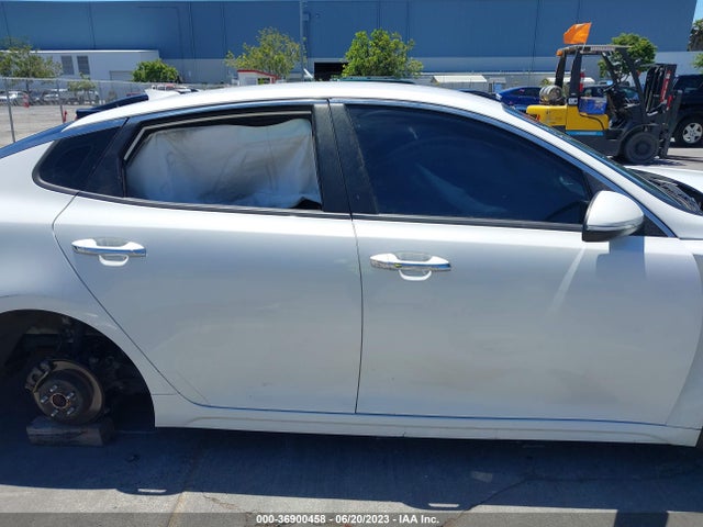 KIA Optima Lx 2018 KNAGT4L38J5212763 Image 5