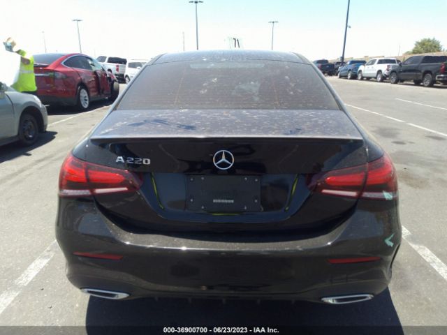 W1K3G4EB6LJ230186 Mercedes-Benz A-class A 220