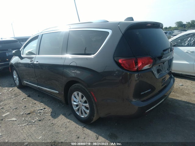 2C4RC1EG3JR136317 Chrysler Pacifica Touring L Plus