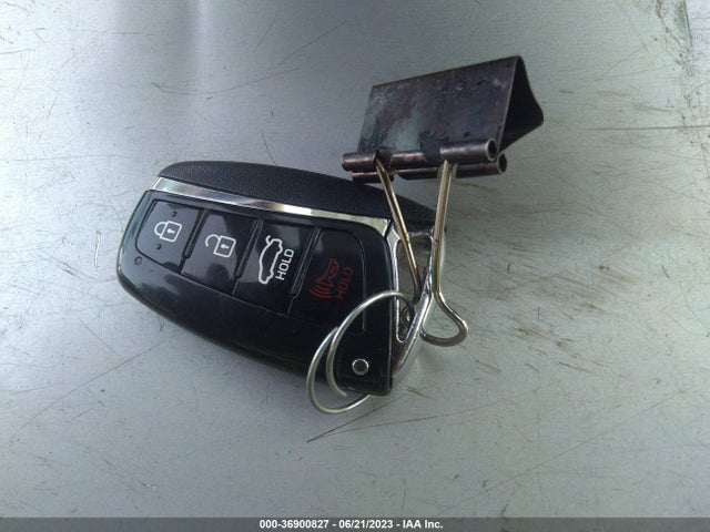 2016 HYUNDAI AZERA VIN: KMHFG4JG7GA568710