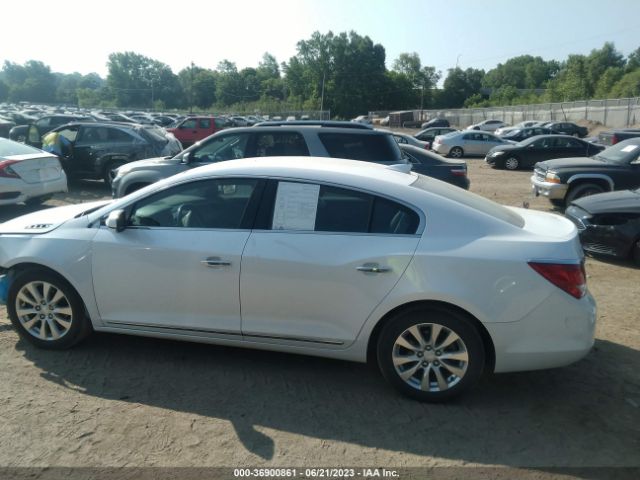 1G4GB5GRXGF100006 Buick Lacrosse Leather