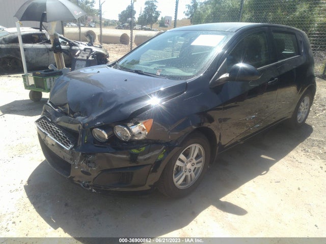 Chevrolet SONIC LT 2015 1G1JC6SH4F4157445 Image 2