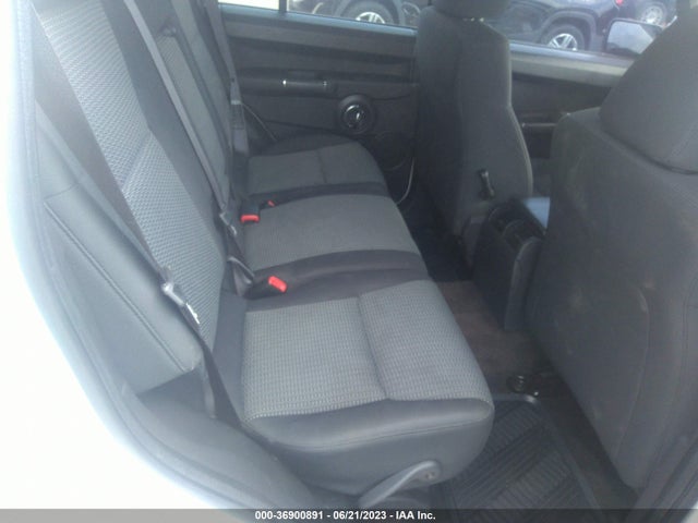 2010 JEEP COMMANDER SPORT VIN: 1J4RG4GK1AC119221