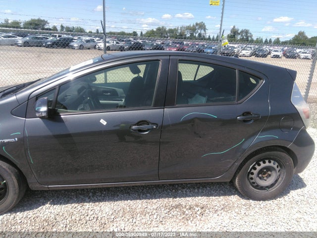 Toyota Prius C One/three/two/four 2014 JTDKDTB33E1565513 Image 6