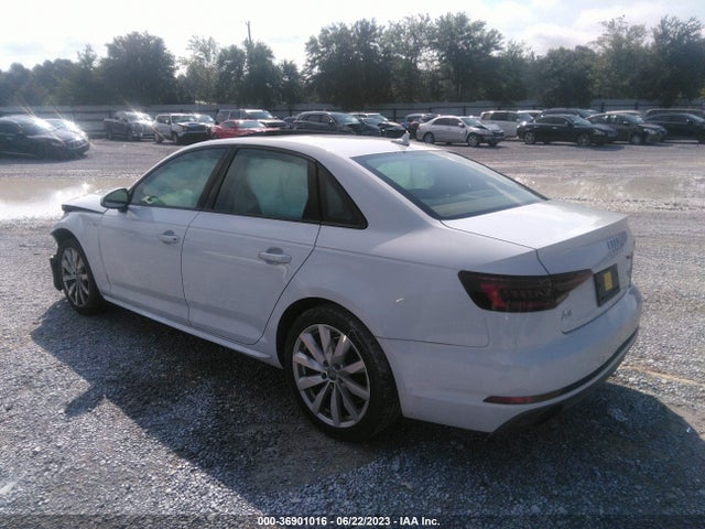 WAUKMAF43JA032480 Audi A4 Premium/tech Premium
