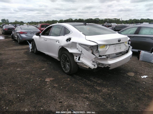 2018 Lexus LS, VIN: JTHC5LFF0J5003933