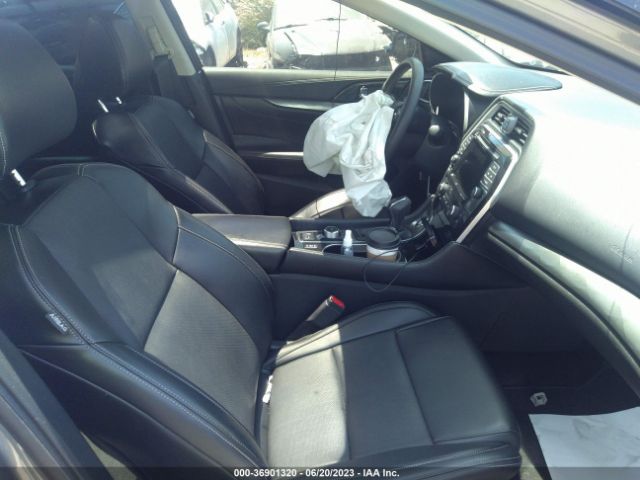 1N4AA6AV2KC377760 Nissan MAXIMA SL