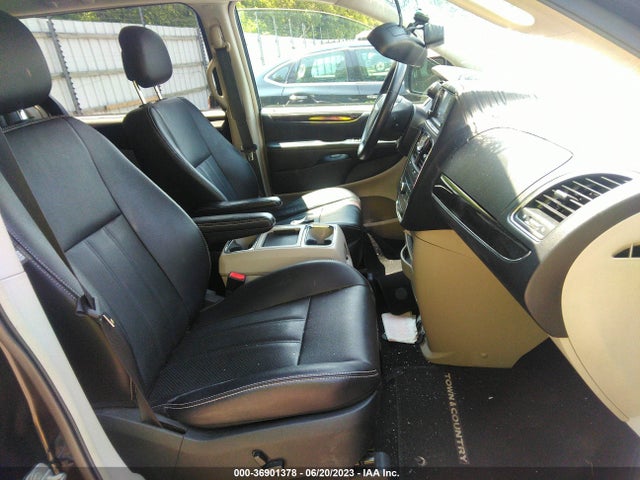 2C4RC1CG2FR546598 Chrysler Town & Country Touring-l