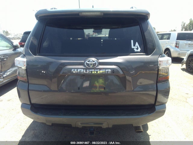 Toyota 4RUNNER SR5 2020 JTEBU5JR8L5836584 Image 9