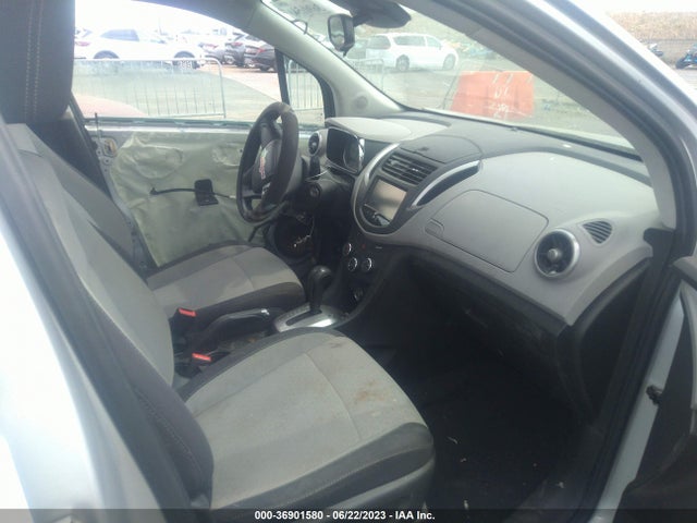 Chevrolet TRAX LS 2016 3GNCJKSB6GL264378 Image 12