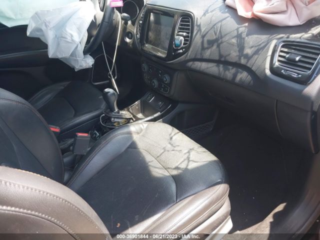3C4NJCCB4JT486592 Jeep Compass Limited