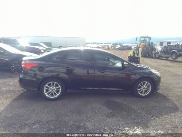 1FADP3F22FL263093 Ford FOCUS SE