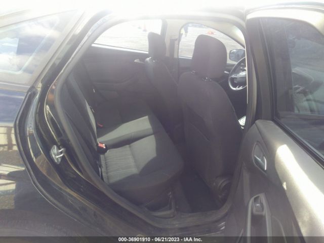 1FADP3F22FL263093 Ford FOCUS SE