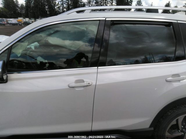 JF2SKARC5NH449013 Subaru Forester Touring