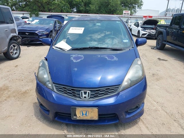 2013 HONDA FIT SPORT VIN: JHMGE8H50DC014501