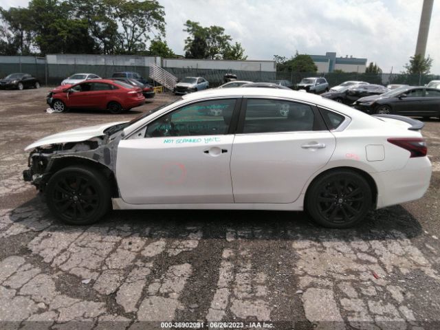 1N4AL3AP3JC207349 Nissan Altima 2.5 Sr