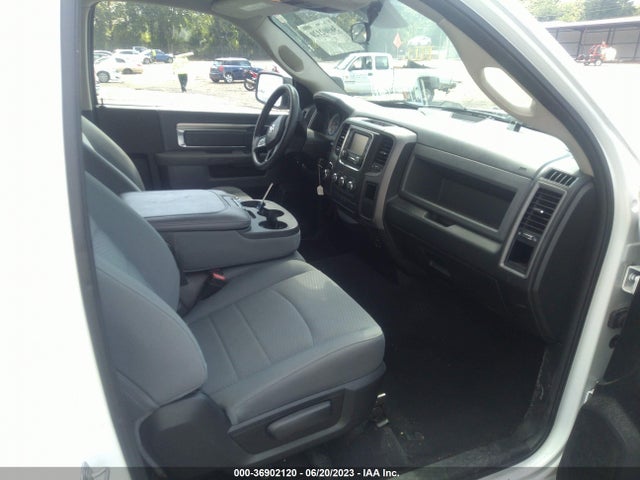 3C6JR6DT6HG675061 RAM 1500 Tradesman