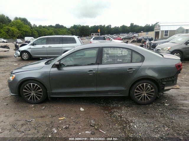 3VWB17AJ8GM412967 Volkswagen Jetta Sedan 1.8t Sport