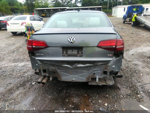 3VWB17AJ8GM412967 Volkswagen Jetta Sedan 1.8t Sport