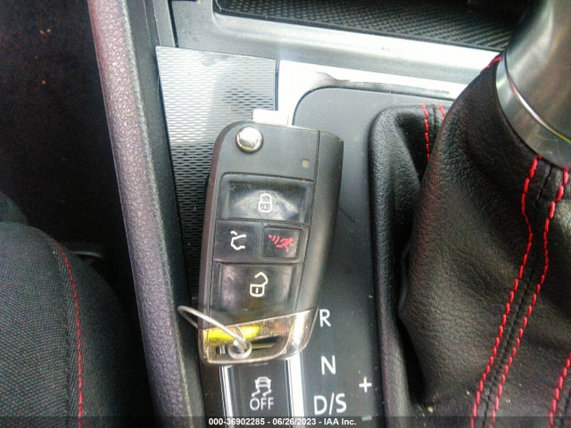 3VW4T7AU5GM064669 Volkswagen GOLF GTI S