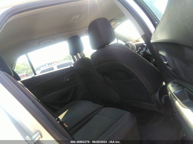 Chevrolet TRAX LS 2019 3GNCJKSB6KL222723 Image 8
