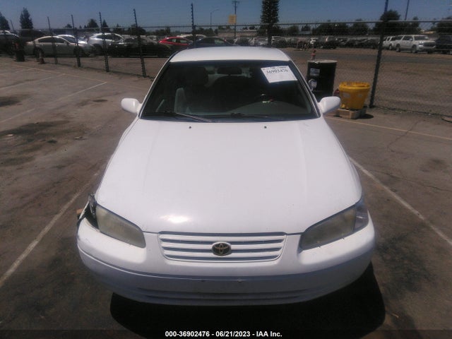 1998 TOYOTA CAMRY LE/XLE/CE VIN: JT2BG22K7W0142586