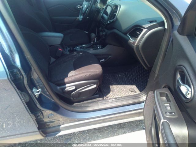 1C4PJLCB5LD581633 Jeep Cherokee Latitude