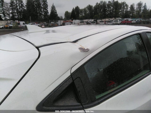 Honda HR-V LX 2017 3CZRU6H34HM702550 Image 12