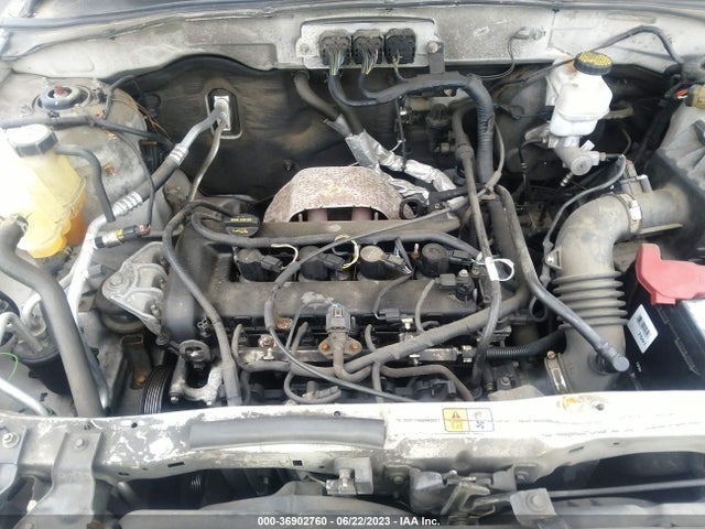 2008 FORD ESCAPE XLS VIN: 1FMCU02Z08KC63470