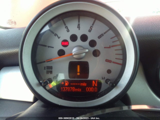 2008 MINI COOPER HARDTOP WMWMF33588TT67258 Photo 6