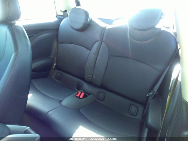 2008 MINI COOPER HARDTOP WMWMF33588TT67258 Photo 7