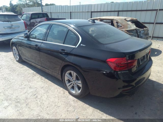 WBA8E1C33HA030015 BMW 3 Series 330e Iperformance
