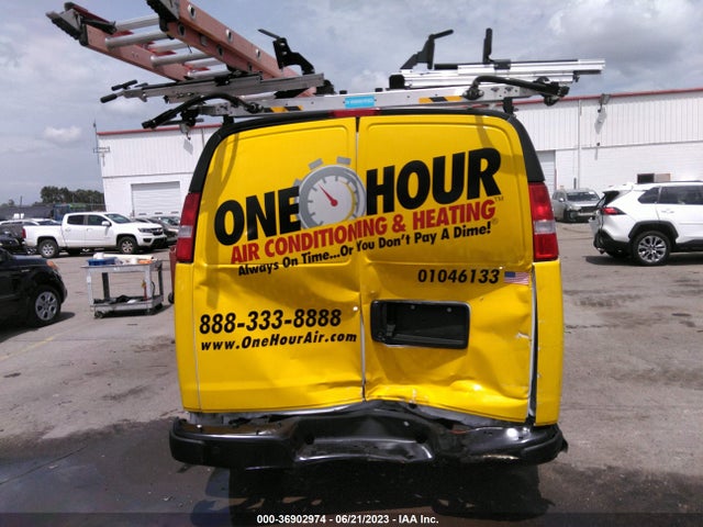 2021 CHEVROLET EXPRESS CARGO RWD 2500 REGULAR WHEELBASE WT VIN: 1GCWGAFP8M1303642