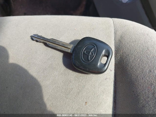 2010 TOYOTA COROLLA VIN: 2T1BU4EE6AC422631