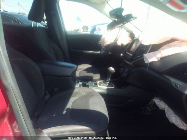 1C4PJLCSXFW579627 Jeep Cherokee Latitude
