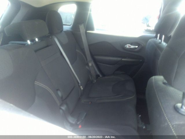 1C4PJLCSXFW579627 Jeep Cherokee Latitude