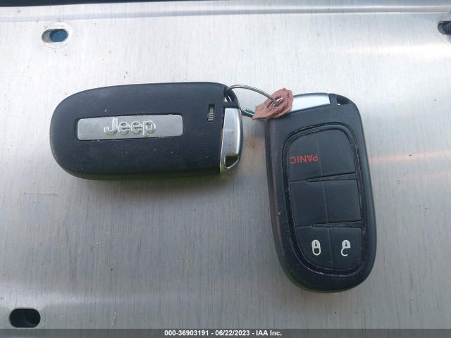 1C4PJLLB9KD428588 Jeep Cherokee Latitude Plus